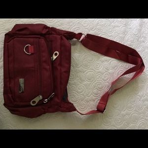 Shoulder bags